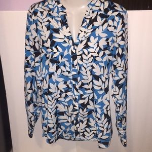 Karl Lagerfeld Paris blue white black top. Size XS